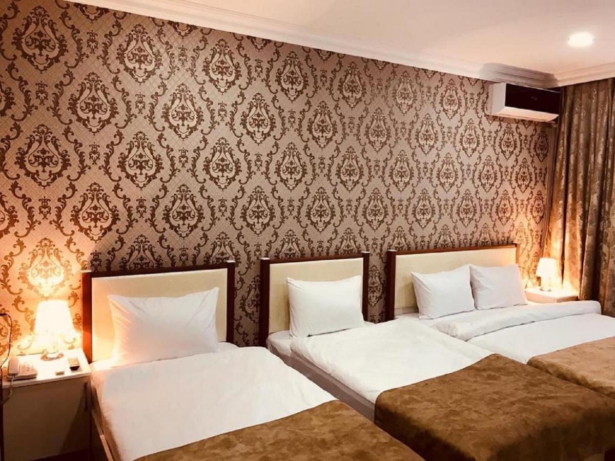 North West Hotel Baku Exteriör bild
